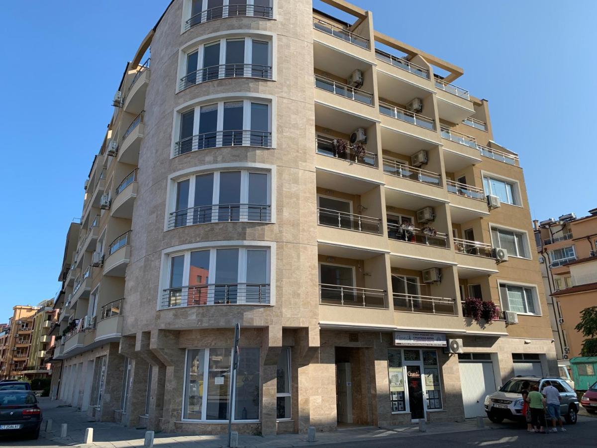 Sunny Days Luxury Apartment Pomorie Exteriér fotografie