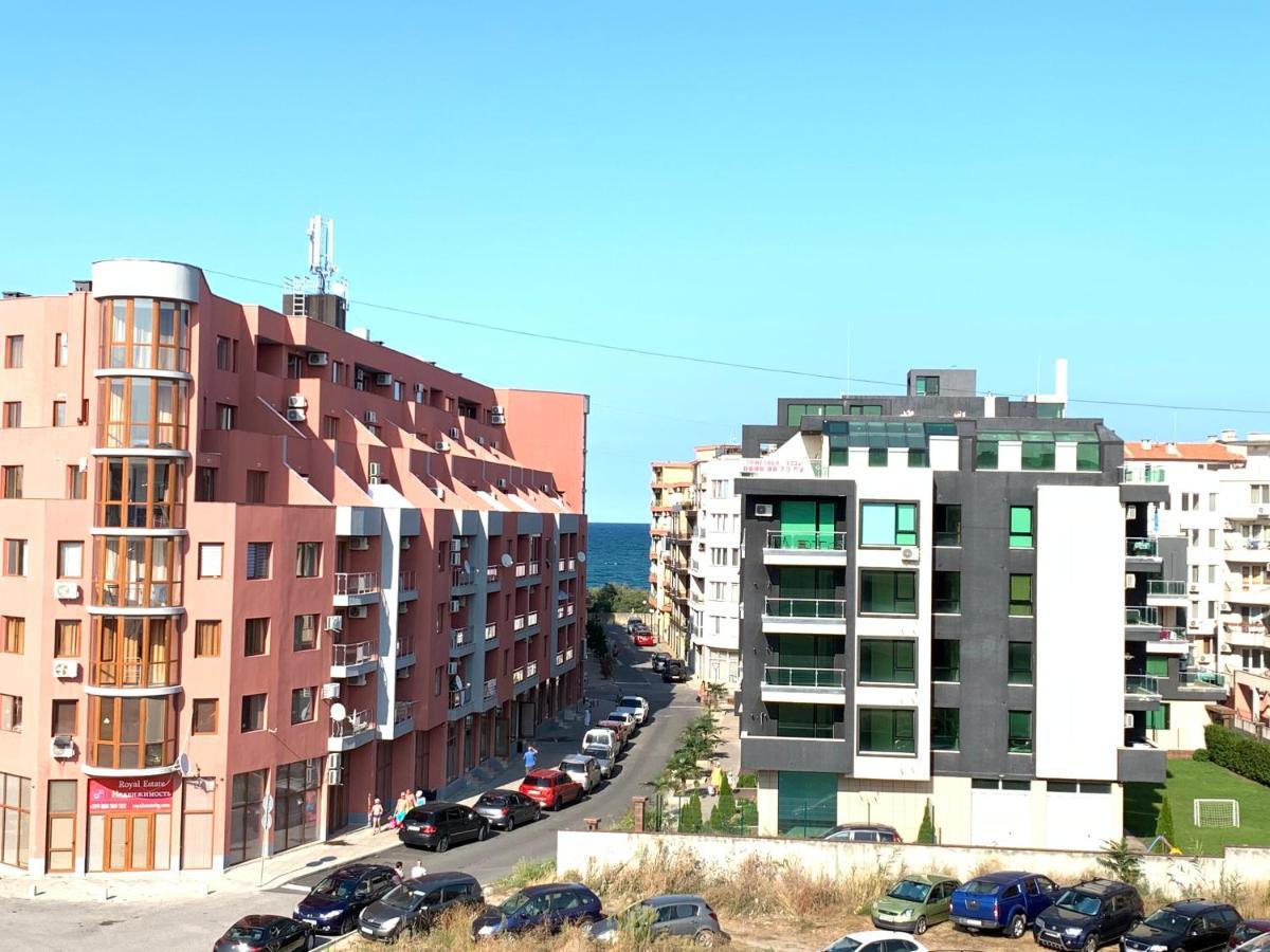 Sunny Days Luxury Apartment Pomorie Exteriér fotografie